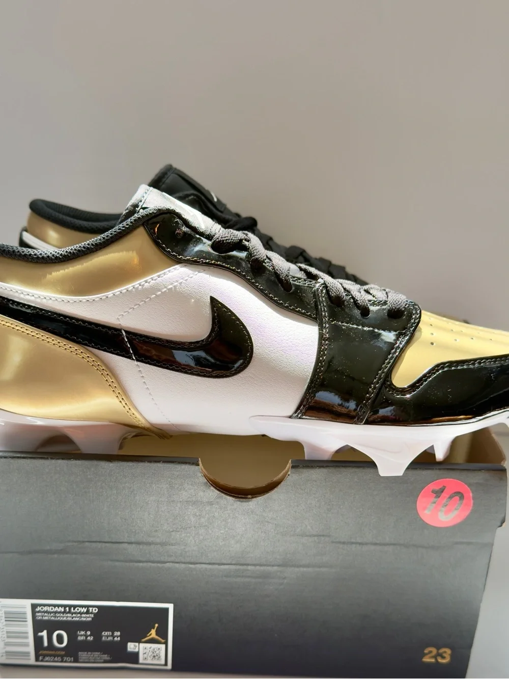 Nike Air Jordan 1 Low TD Gold Black Men’s Football Cleats Size 10